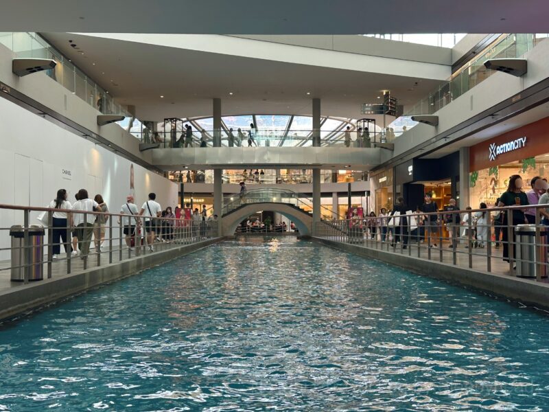 サンパンライド|人工河川の様子