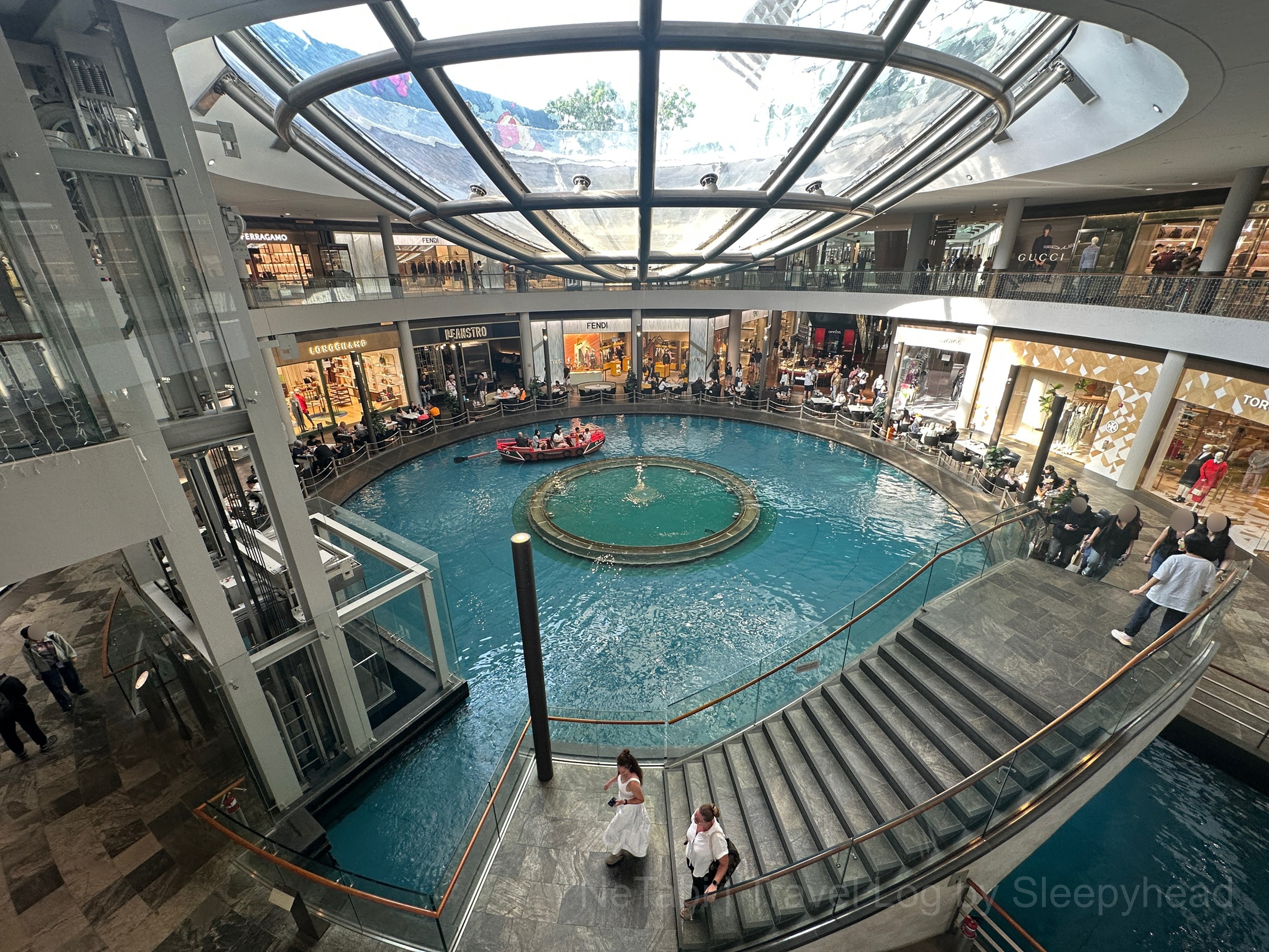 レインオクルスとサンパンライド|上から撮影した写真